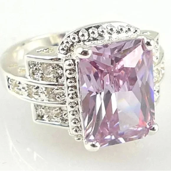 New 925 Silver Beautiful Princess Cut Pink Sapphire Ring - Picture 2 of 2